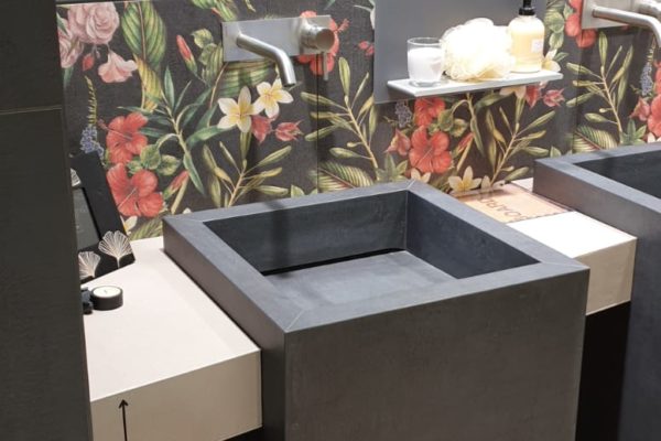 2698e779-d8c5-4e7b-b764-5556e2b52086