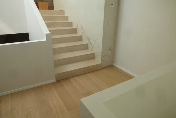 5. Gradini assemblati a L con veletta