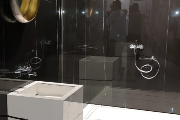 596f45be-9dd7-4e95-b770-6b8559428c73