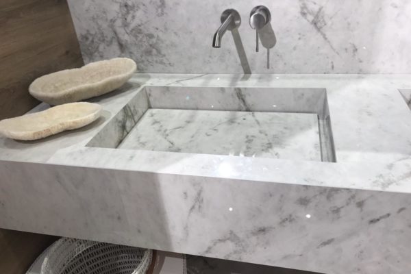 8590c1b6-d714-49e4-ade9-77949a6b1324